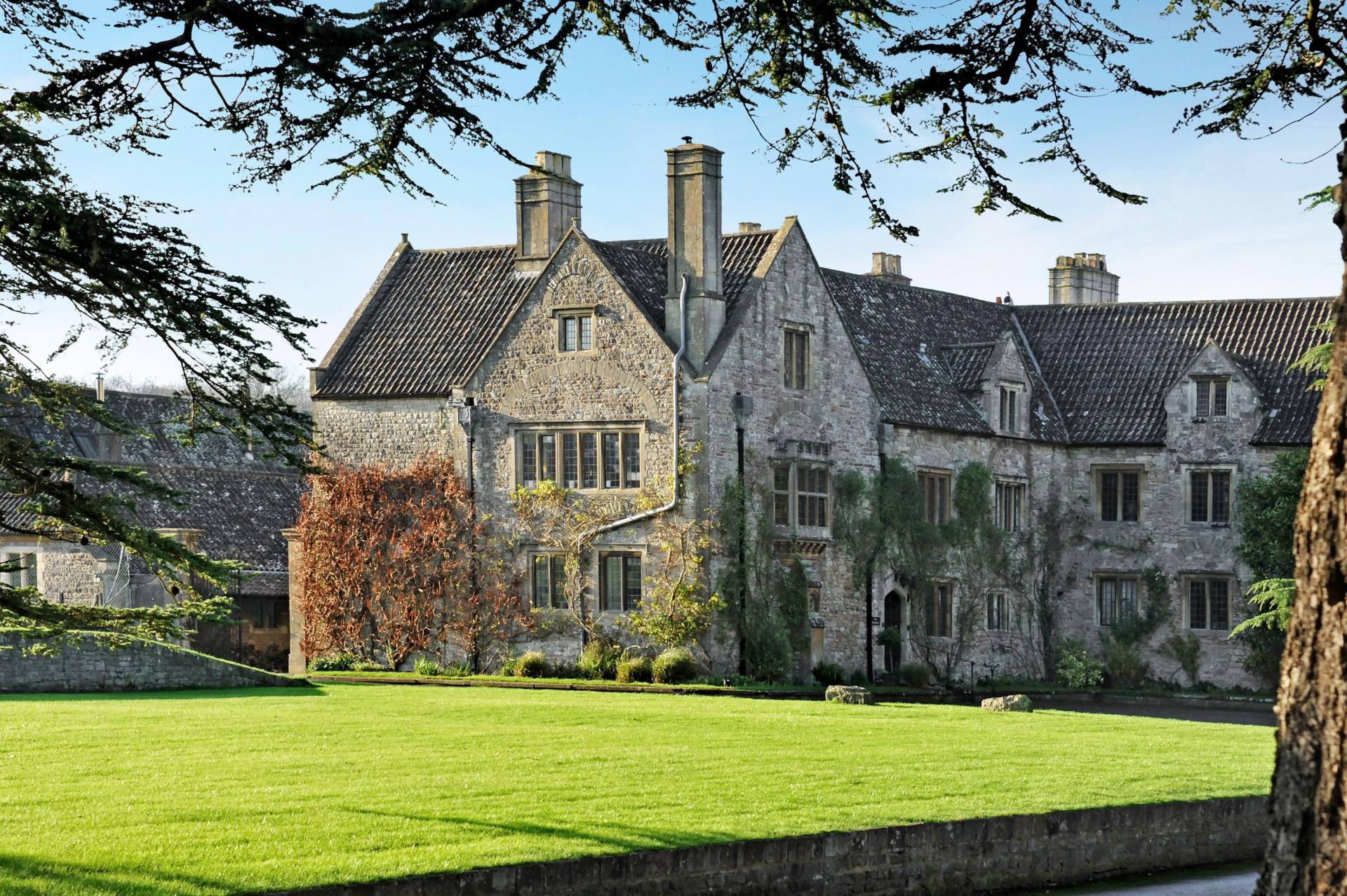 Elizabeth II's 90th birthday Homes fit for a Queen Blog