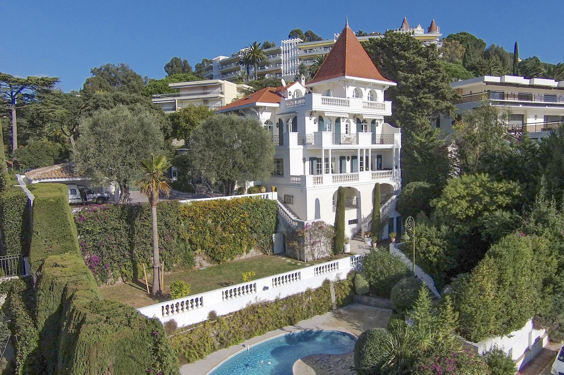 Top 10 most unusual homes for sale Blog