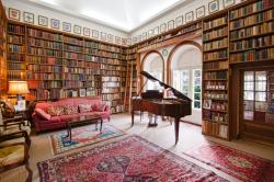 Top 10 homes for book lovers