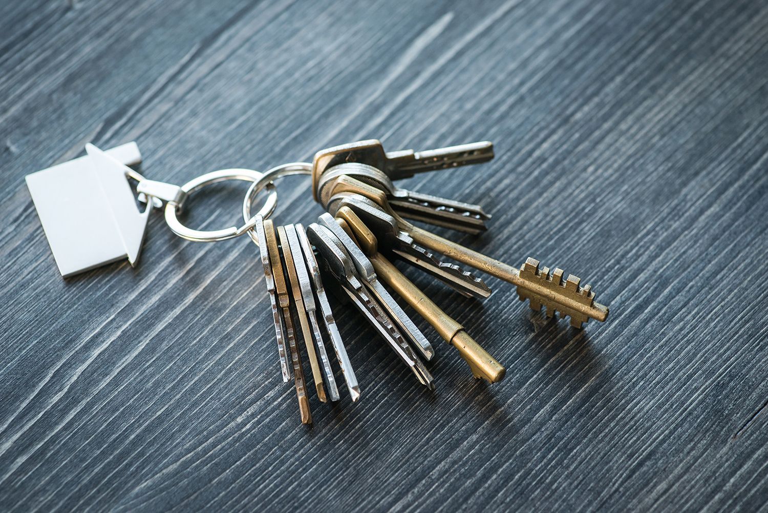 house keys with house key chain